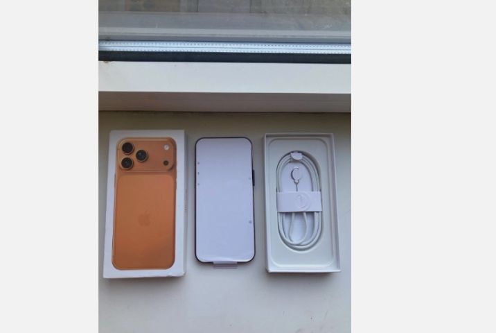 Wholesales Apple iPhone 17pro Max 1Tb & Sony Ps5 Pro 2Tb Bundle